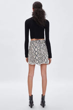 Load image into Gallery viewer, SNAKESKIN PRINT MINI SKIRT
