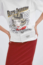 Load image into Gallery viewer, COMIC PRINT T-SHIRT