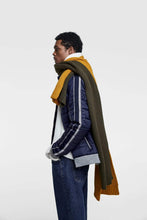Load image into Gallery viewer, PUFFER JACKET WITH SIDE TAPING
