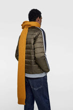Load image into Gallery viewer, PUFFER JACKET WITH SIDE TAPING