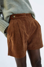 Load image into Gallery viewer, CORDUROY BERMUDA SHORTS WITH BUTTONS