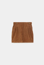 Load image into Gallery viewer, CORDUROY BERMUDA SHORTS WITH BUTTONS
