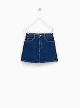 Load image into Gallery viewer, DENIM SKIRT WITH TAPING