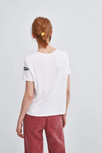 Load image into Gallery viewer, CLUELESS® T-SHIRT