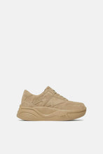 Load image into Gallery viewer, SPLIT SUEDE PLATFORM SNEAKERS