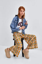 Load image into Gallery viewer, SPLIT SUEDE PLATFORM SNEAKERS