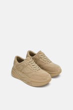 Load image into Gallery viewer, SPLIT SUEDE PLATFORM SNEAKERS
