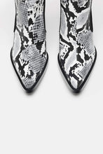Load image into Gallery viewer, COWBOY ANKLE BOOTS