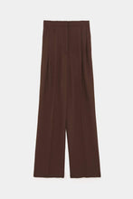 Load image into Gallery viewer, PLEATED TROUSERS