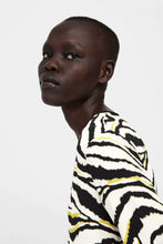 Load image into Gallery viewer, OVERSIZED ZEBRA PRINT BLOUSE