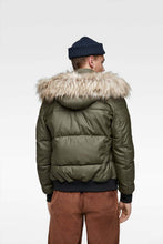 Load image into Gallery viewer, PUFFER JACKET WITH HOOD