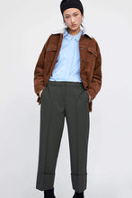 Load image into Gallery viewer, TROUSERS WITH TURN-UP HEM